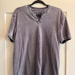 John Varvatos USA Mens Medium Eyelet V-Neck Tee Shirt Distressed